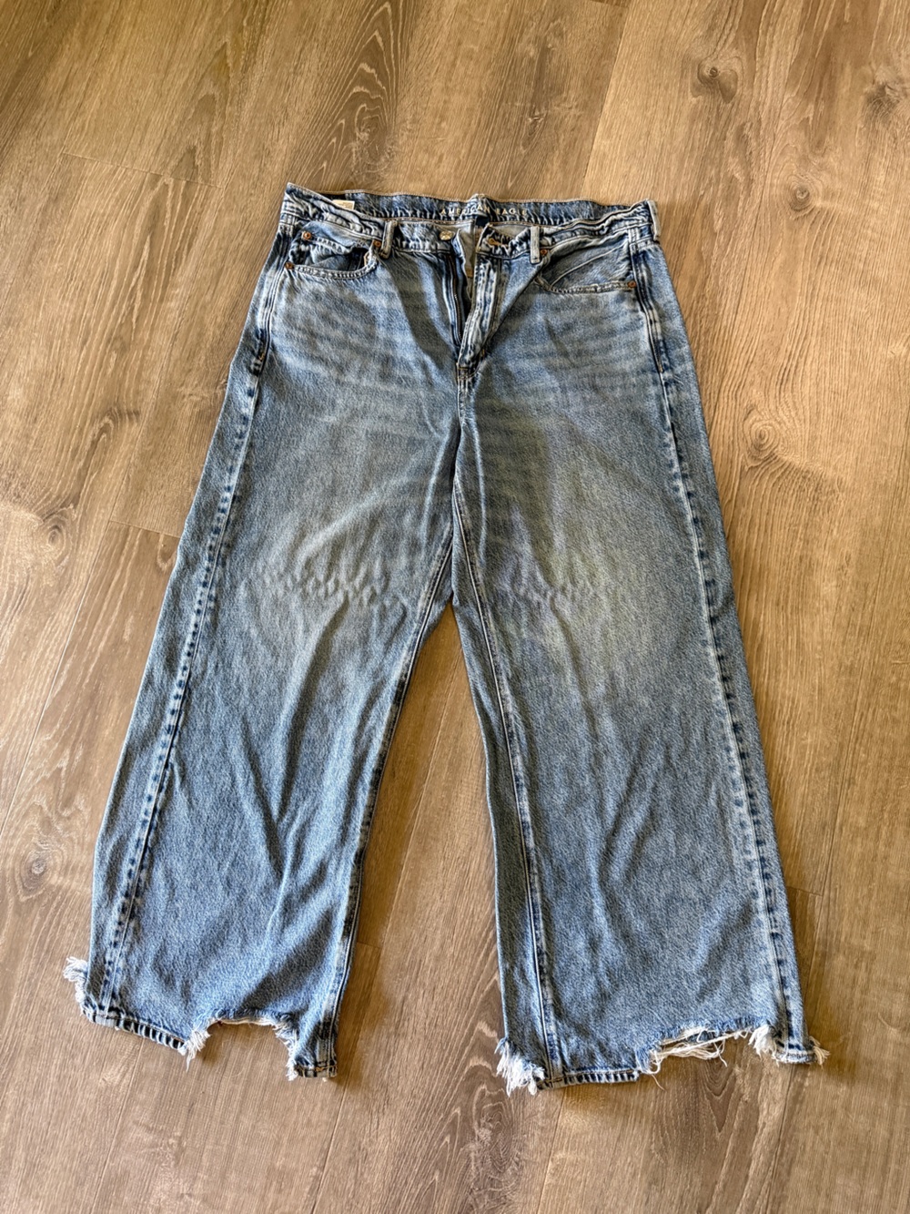 American Eagle Outfitters Light Blue Wide Leg Jeans - Frayed Hem